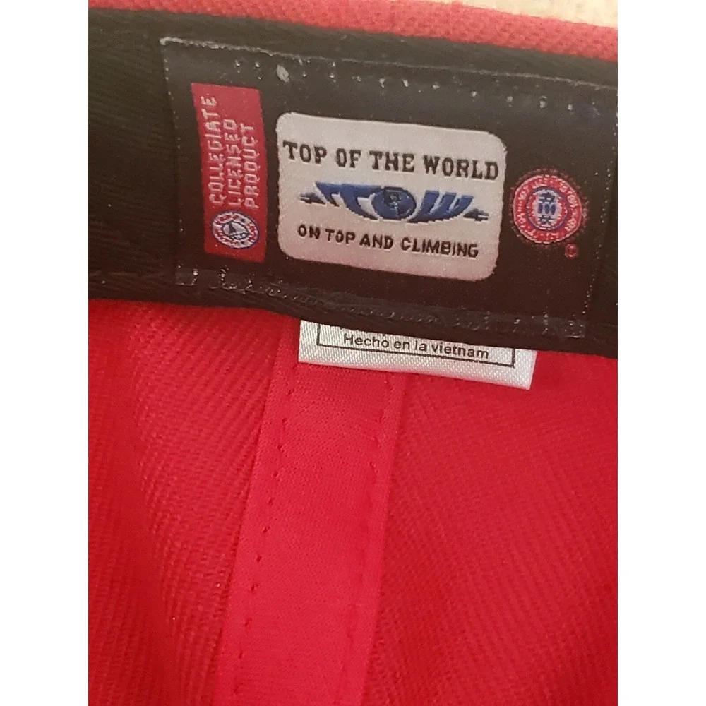 North Carolina State Wolfpack NCAA FBS ACC Adjustabl Top of the World Curve Bill